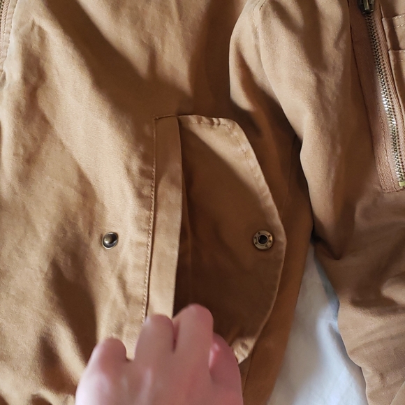 Jacket - Picture 4 of 5